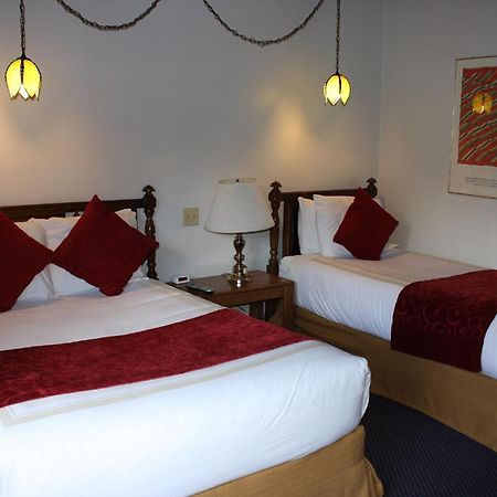 St Moritz Lodge And Condominiums Аспън Екстериор снимка