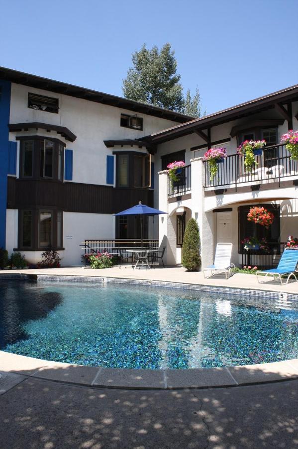 St Moritz Lodge And Condominiums Аспън Екстериор снимка