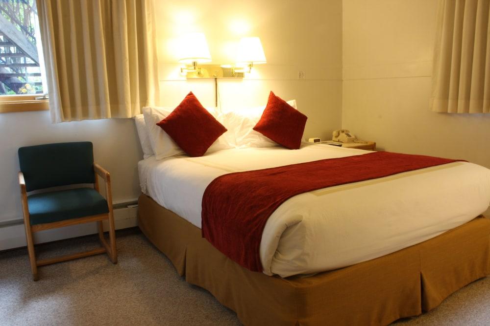 St Moritz Lodge And Condominiums Аспън Екстериор снимка