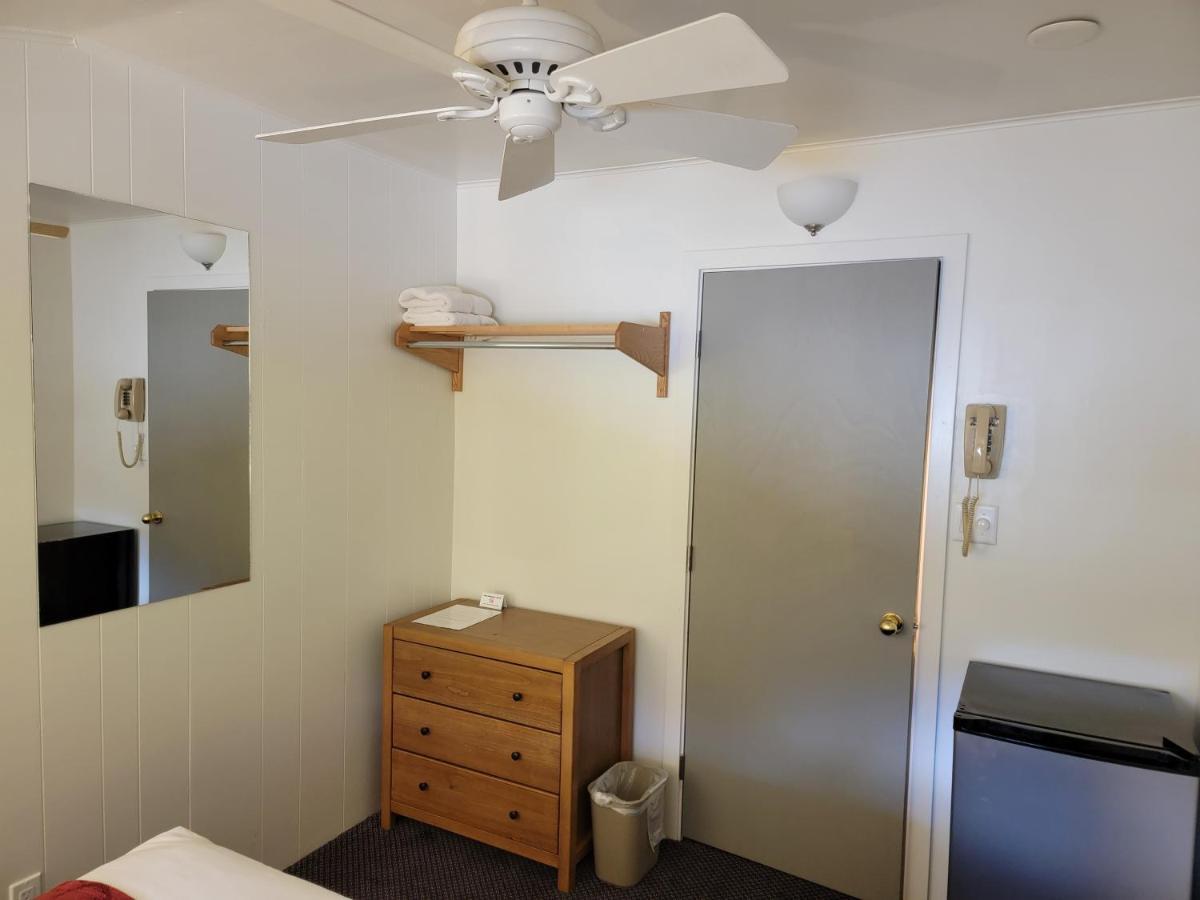 St Moritz Lodge And Condominiums Аспън Екстериор снимка
