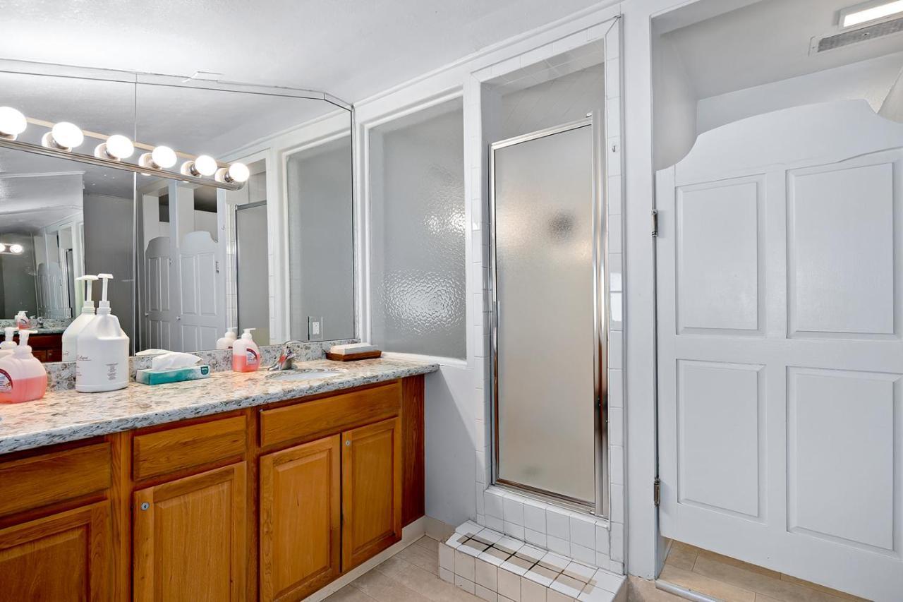 St Moritz Lodge And Condominiums Аспън Екстериор снимка