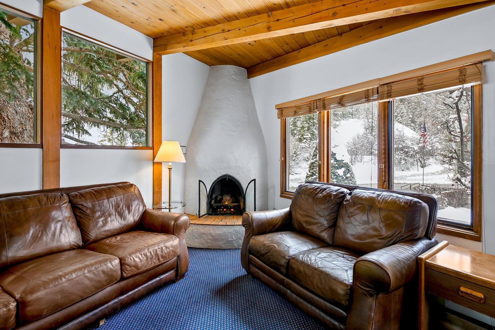 St Moritz Lodge And Condominiums Аспън Екстериор снимка