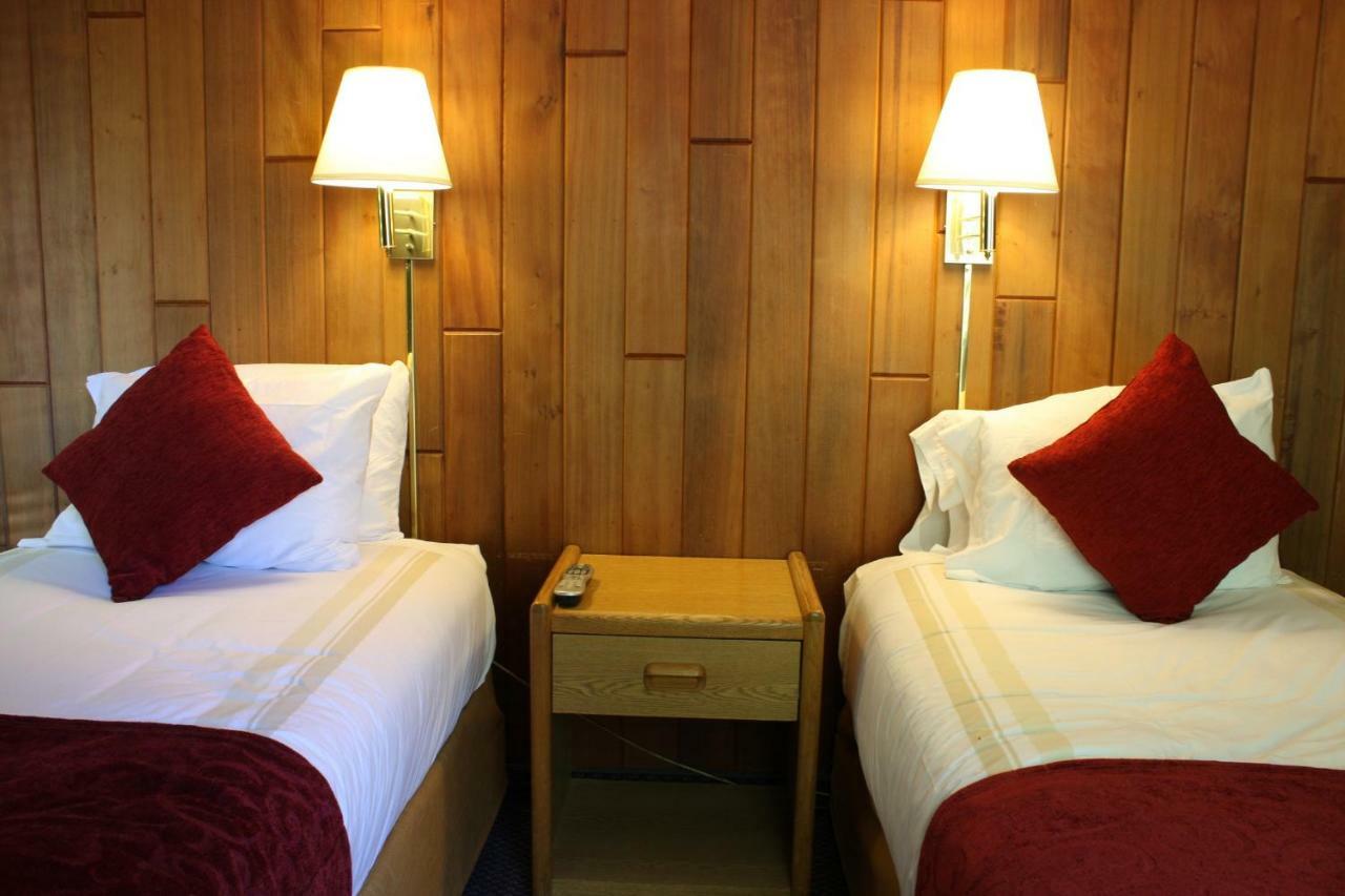 St Moritz Lodge And Condominiums Аспън Екстериор снимка